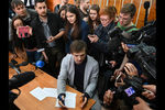 Руслан Соколовский, приговоренный к 3,5 года условно за оскорбление чувств верующих и экстремизм после публикации в интернете видеоролика о ловле покемонов в Храме-на-Крови, во время вынесения приговора в Верх-Исетском районном суде