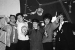 Художник Тимур Новиков, музыканты Андрей Крисанов, Джоанна Стингрей, Виктор Цой и Густав Гурьянов (слева направо) в Ленинграде, 1985 год