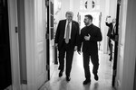 Президент США Дональд Трамп и президент Украины Владимир Зеленский перед переговорами с участием европейских лидеров в Белом доме, США, 18 августа 2025 года