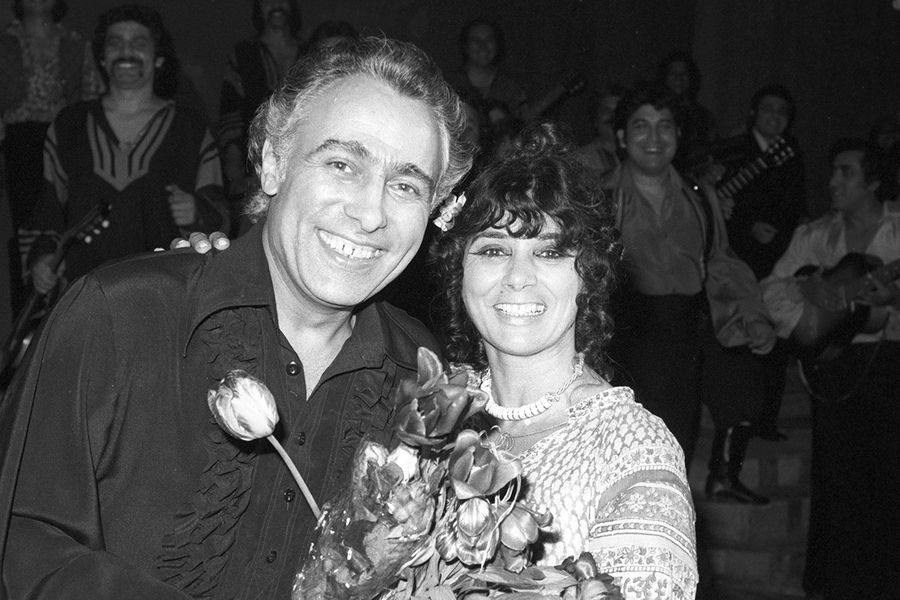 Николай Сличенко и актриса Рая Удовикова в&nbsp;театре &laquo;Ромэн&raquo;, 1980&nbsp;год