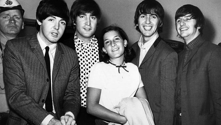 В 1959-м The Quarrymen прекратила существование, а Леннон, Маккартни и Харрисон организовали группу, получившую в итоге название The Beatles