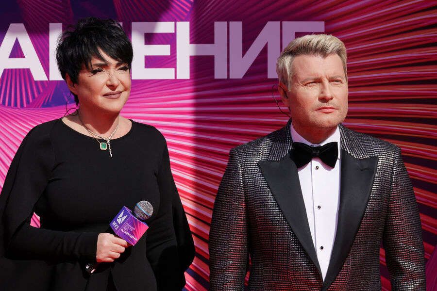 Певцы Лолита Милявская и Николай Басков перед&nbsp;церемонией вручения премии &laquo;МУЗ-ТВ 2024. Возвращение&raquo; в&nbsp;&laquo;ЦСКА Арена&raquo;, Москва, 14&nbsp;июня 2024&nbsp;года 