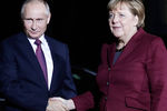 Президент России Владимир Путин и канцлер Германии Ангела Меркель