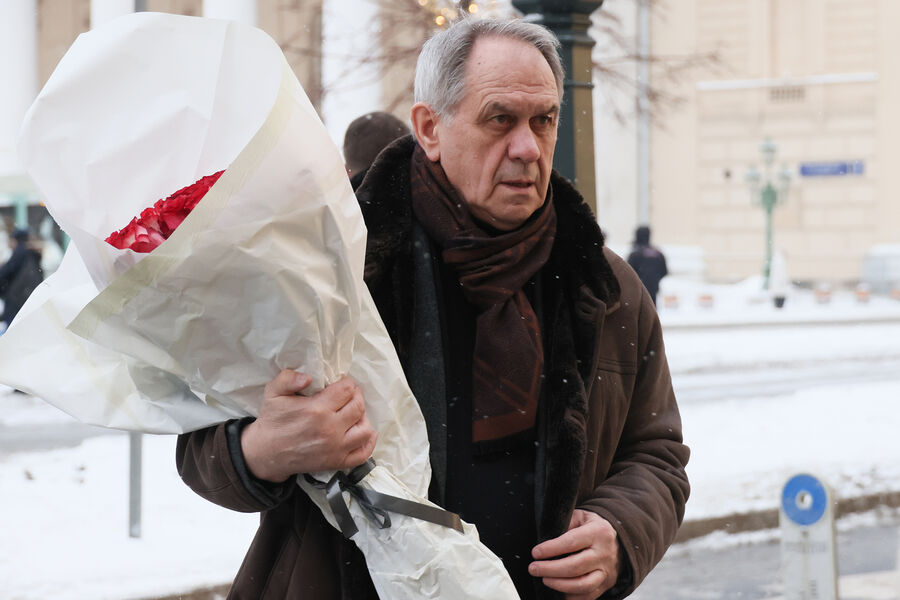 Актер Валерий Афанасьев перед&nbsp;церемонией прощания с&nbsp;народным артистом СССР Юрием Соломиным, 15&nbsp;января 2024&nbsp;года