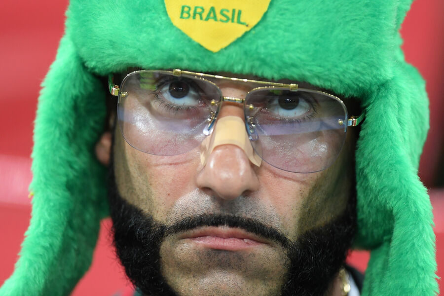 Болельщик сборной Бразилии после окончания матча 1/4 финала чемпионата мира по&nbsp;футболу между&nbsp;сборными Бразилии и Бельгии в&nbsp;Казани, 6&nbsp;июля 2018&nbsp;года