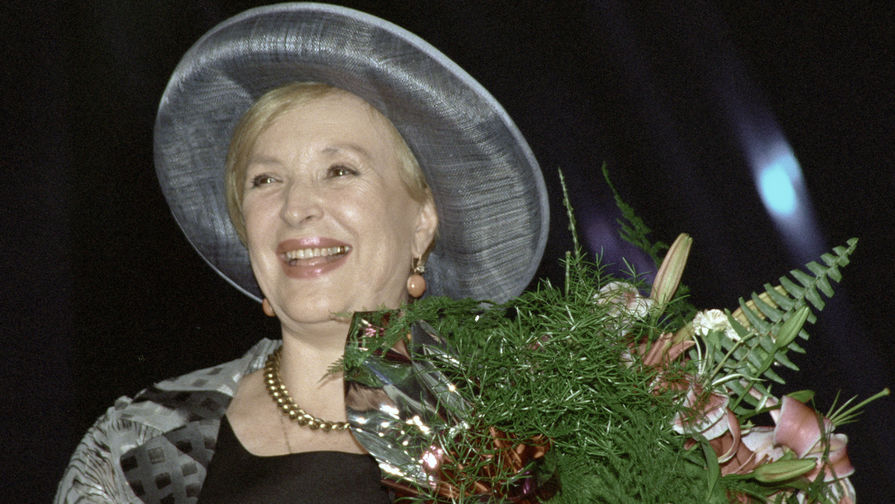 Актриса Клара Лучко, 2000 год