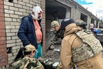 Оказание медицинской помощи пострадавшему в результате обрушения подъезда в жилом доме в Белгороде, 12 мая 2024 года