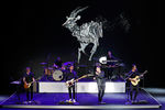 Выступление группы One Republic