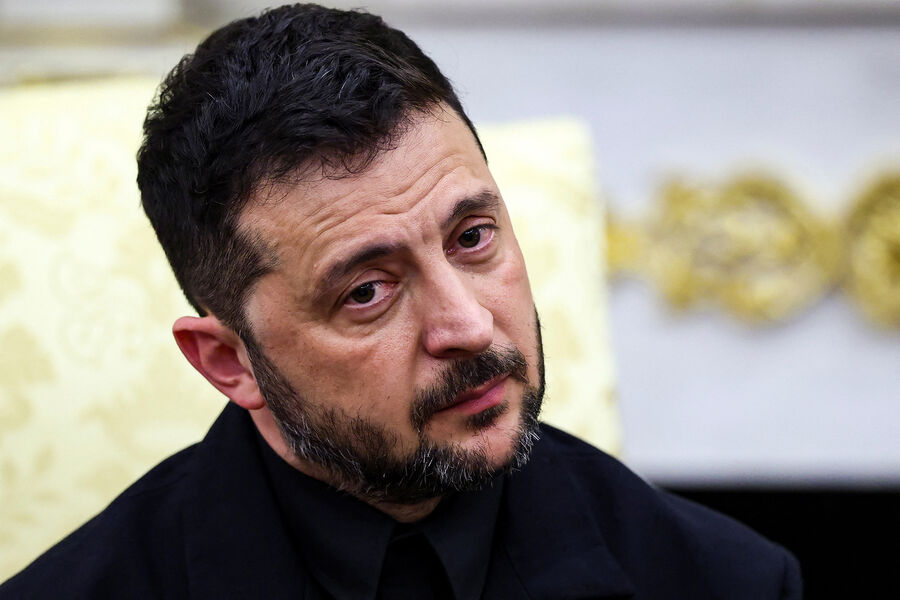 Президент Украины Владимир Зеленский во время встречи с&nbsp;президентом США Дональдом Трампом, 18&nbsp;августа 2025&nbsp;года

