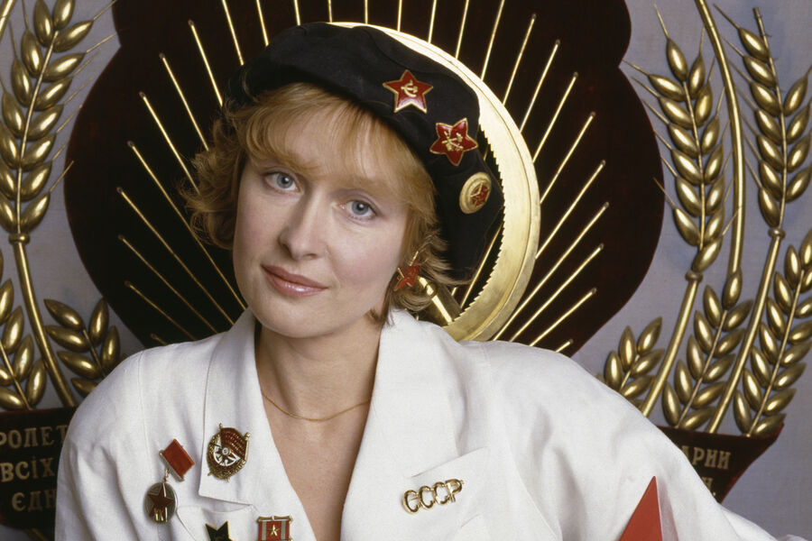 Актриса Лариса Удовиченко во время фотосессии, 1&nbsp;марта 1988&nbsp;года