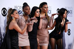 Поп-группа Fifth Harmony перед&nbsp;церемонией вручения наград People’s Choice Awards в&nbsp;Лос-Анджелесе