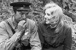 Андрей Мартынов и Ольга Остроумова в фильме «А зори здесь тихие...» (1972)