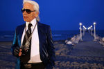 Карл Лагерфельд после презентации коллекции Chanel's 2009-2010 в Венеции, 2009 год 