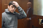 <b>Данил Беглец, 27 лет.</b> Осужден на два года лишения свободы. Мужчину признали виновным в применении насилия, не опасного для жизни и здоровья, в отношении представителя власти (ч. 1 ст. 318). Вину признал. 