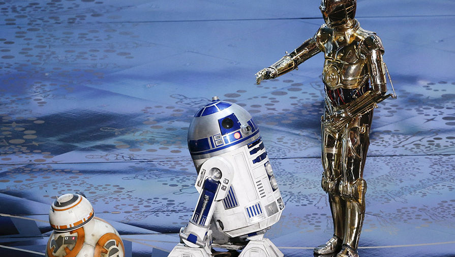 Персонажи из вселенной «Звездные войны» BB-8, R2-D2 и C-3PO