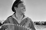Вячеслав Тихонов в фильме «Оптимистическая трагедия» (1963)