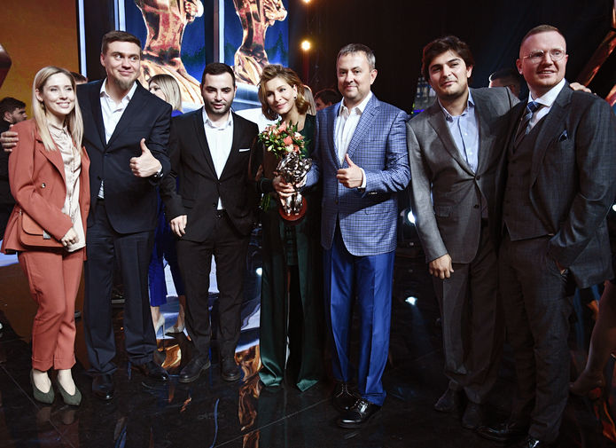 Лауреаты премии &laquo;ТЭФИ&nbsp;- 2019&raquo; в&nbsp;номинации &laquo;Дневной телевизионный сериал&raquo; (проект &laquo;ИП Пирогова&raquo;) после церемонии награждения в&nbsp;Московском театре мюзикла, 2 октября 2019 года