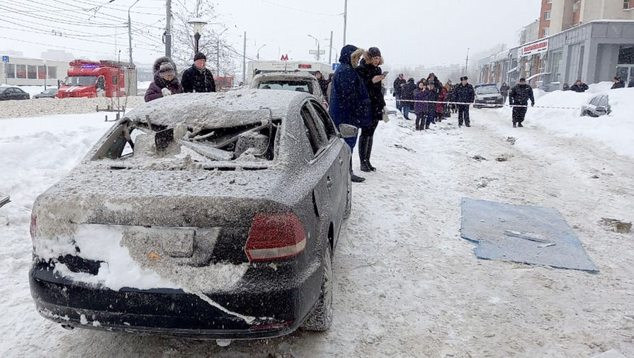 На&nbsp;месте взрыва газа на&nbsp;цокольном этаже девятиэтажного жилого дома на&nbsp;Мещерском бульваре Канавинского района в&nbsp;Нижнем Новгороде, 26&nbsp;февраля 2021&nbsp;года