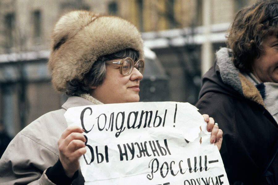 Валерия Новодворская на&nbsp;митинге за&nbsp;сохранение целостности СССР, 1991&nbsp;год