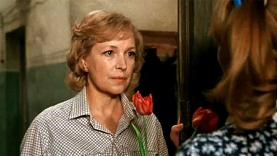 Кадр из фильма «Карнавал» (1981)