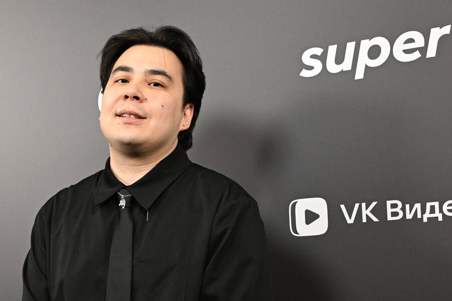 Блогер Даник на музыкальной премии «Жара Media Awards 2025» в концертном зале «Live Арена» в Московской области, 30 октября 2025 года