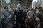 <b>«Ведьмак» (The Witcher) — 4 сезон, созд. Лорен Шмидт Хиссрик</b>
<br><br>
<b>Где и когда смотреть:</b> на Netflix — с 30 октября
<br><br>
Возвращение фэнтези-саги по книгам Анджея Сапковского об охотнике на чудовищ. В новых сериях роль ведьмака Геральта исполнил Лиам Хемсворт, который пришел на смену выбывшему Генри Кавиллу. Основой четвертого — предпоследнего — сезона стал роман «Крещение огнем».
