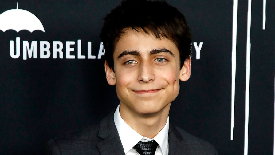 7. Актер Эйдан Галлахер, 17 лет. Роль в сериале «Академия «Амбрелла»