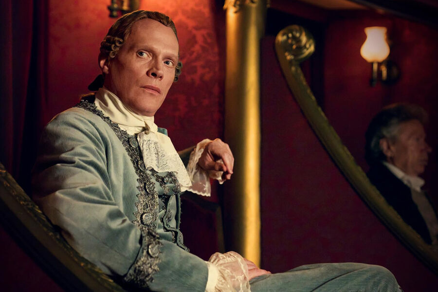 <b>«Амадей» (Amadeus) — 1&nbsp;сезон, созд. Джо Бартон</b>
<br><br>
<b>Где и когда смотреть:</b> на&nbsp;Sky Atlantic — в&nbsp;декабре
<br><br>
Вторая — после знаменитого фильма Милоша Формана — экранизация пьесы британца Питера Шеффера, написанной по&nbsp;следам «маленькой трагедии» Пушкина «Моцарт и Сальери» и одноименной оперы Римского-Корсакова о&nbsp;вражде двух композиторов в&nbsp;Австрии XVIII века. В&nbsp;новой версии героев сыграли Уилл Шарп из&nbsp;второго сезона «Белого лотоса» и звезда киновселенной Marvel Пол Беттани.
