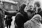 Актриса Людмила Полякова (в центре) в художественном фильме режиссера Ларисы Шепитько «Восхождение», 1977 год