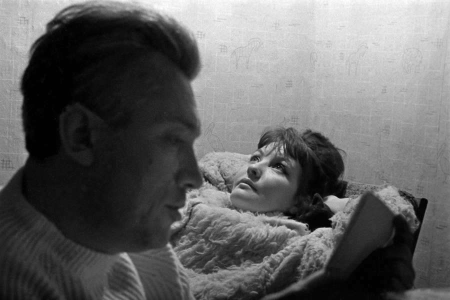 Поэт Белла Ахмадулина и ее второй муж, писатель Юрий Нагибин, 1963&nbsp;год