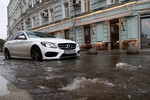 Во время ливня в Москве, 18 июля 2023 года