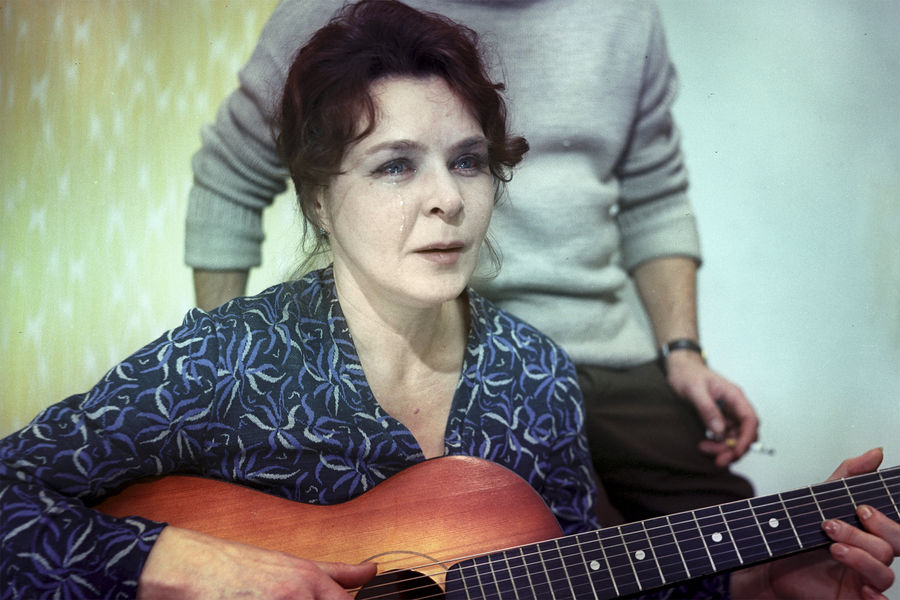 Нина Ургант в&nbsp;кадре из&nbsp;фильма &laquo;Белорусский вокзал&raquo;, 1970&nbsp;год
