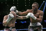 Мигель Котто не смог вернуть себе чемпионский пояс