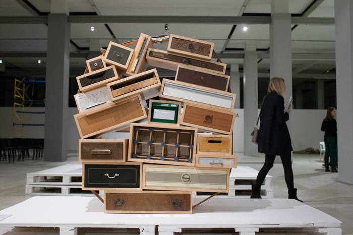 Chest of Drawer