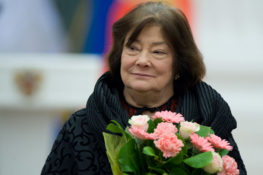 Татьяна Самойлова во время вручения Ордена Почета президентом РФ Дмитрием Медведевым в&nbsp;Кремле, 2009&nbsp;год