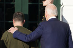 Президент Украины Владимир Зеленский и президент США Джо Байден во время встречи в Вашингтоне, 21 декабря 2022 года
