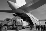 Самолет Ан-124 «Руслан» в Владивостокском аэропорту, 1985 год