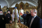 Патриарх Московский и всея Руси Кирилл и президент России Владимир Путин во время посещения Спасо-Преображенского Валаамского ставропигиального монастыря, 11 июля 2017 года