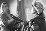 Актрисы Надежда Румянцева (справа) и Тамара Носова в сцене из фильма «Девчата», 1961 год