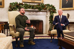 Президент Украины Владимир Зеленский и президент США Джо Байден во время встречи в Вашингтоне, 21 декабря 2022 года
