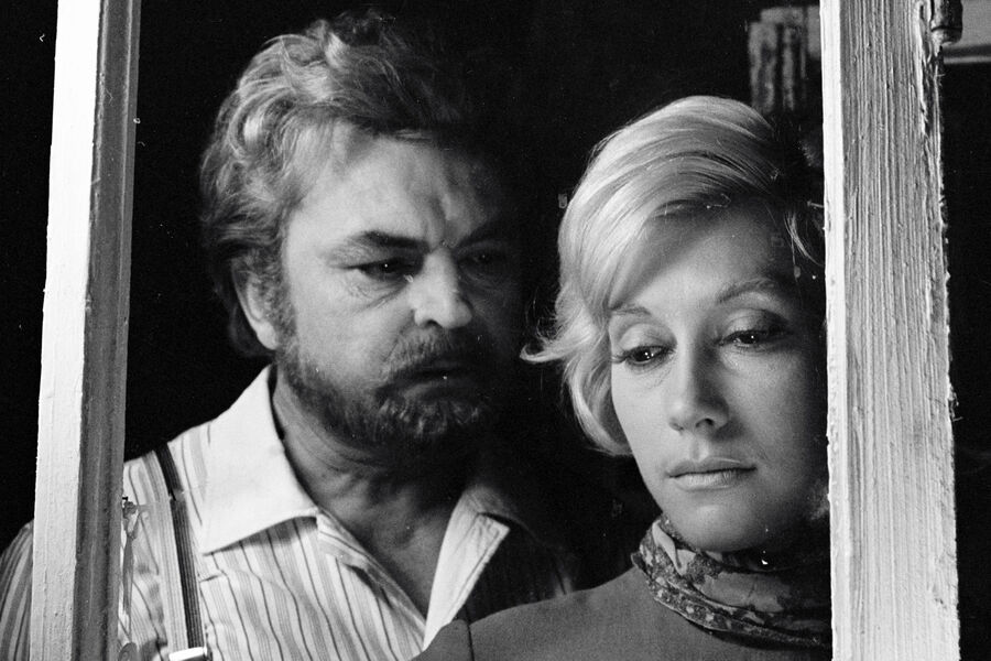 Ирина Мирошниченко в&nbsp;роли Елены (справа) и Сергей Бондарчук в&nbsp;роли Астрова в&nbsp;кинофильме &laquo;Дядя Ваня&raquo;, 1970&nbsp;год