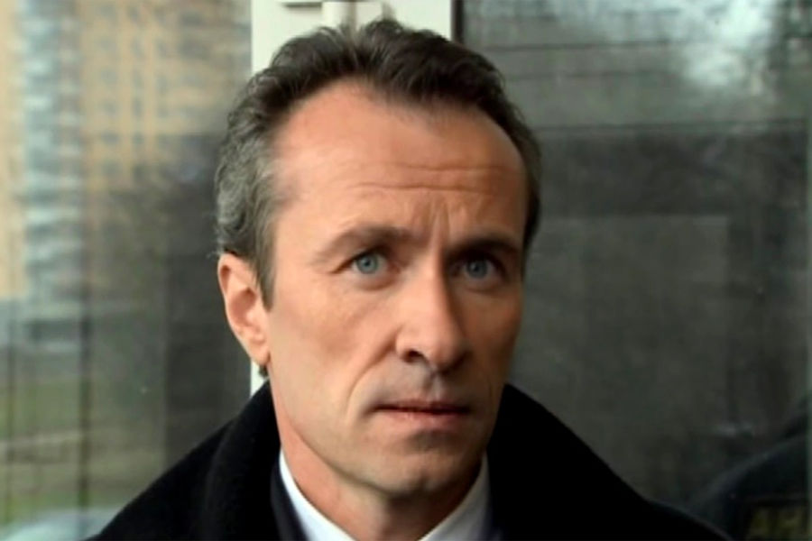 Кадр из&nbsp;сериала «Мент в&nbsp;законе-4» (2011)