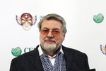 Александр Ширвиндт, получивший премию «За выдающийся вклад в развитие театрального искусства», на торжественной церемонии вручения национальной театральной премии «Золотая маска» в Государственном академическом Большом театре России, 2018 год