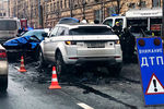 Последствия аварии на Новинском бульваре в центре Москвы, 1 апреля 2021 года