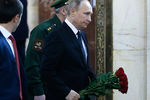 Президент России Владимир Путин на церемонии прощания с послом Андреем Карловым в здании МИДа на Смоленской площади, 22 декабря 2016 года