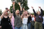Зрители на фестивале VK Fest 2025 в Москве, 20 июля 2025 года
