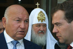 2009 год. Президент РФ Дмитрий Медведев, патриарх Московский и всея Руси Кирилл и мэр Москвы Юрий Лужков