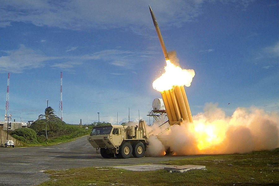 Тестовый запуск ракеты американским комплексом THAAD, архивный снимок