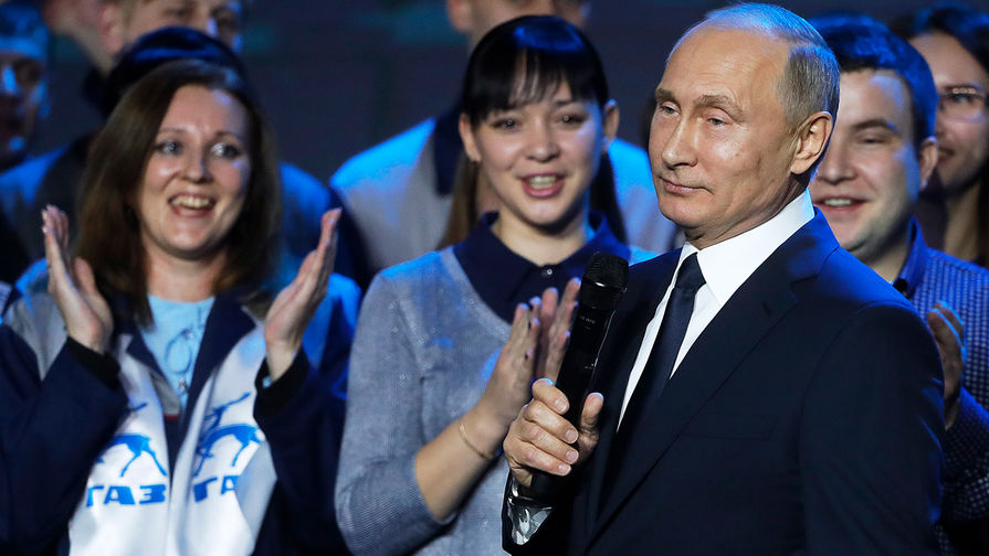 Владимир Путин на митинге, посвященном 85-летию Горьковского автомобильного завода в Нижнем Новгороде, 6 декабря 2017 года