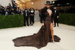 Дженифер Лопес на Met Gala 2021
